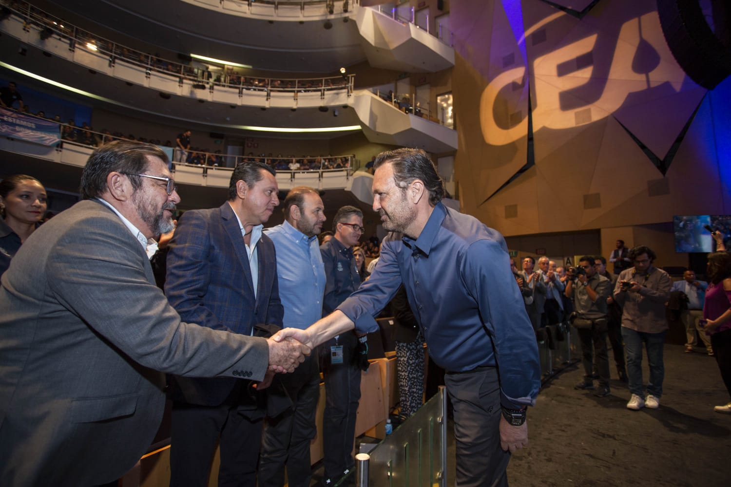 3e43f796-4de0-4ff6-b5e9-f8ff460776a1