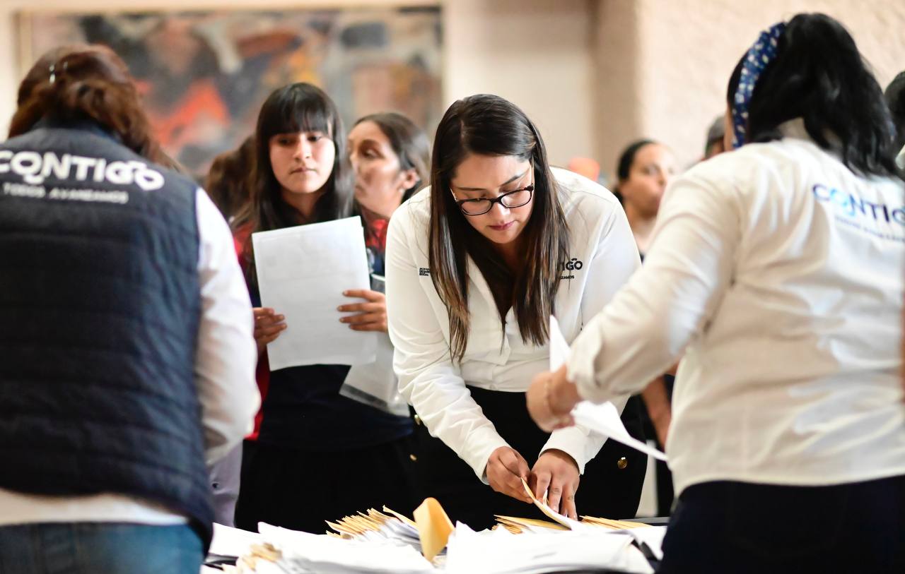 71_273_44400_1170214854_03_06_24_SEDESOQ_reactiva_programas_sociales_(3)