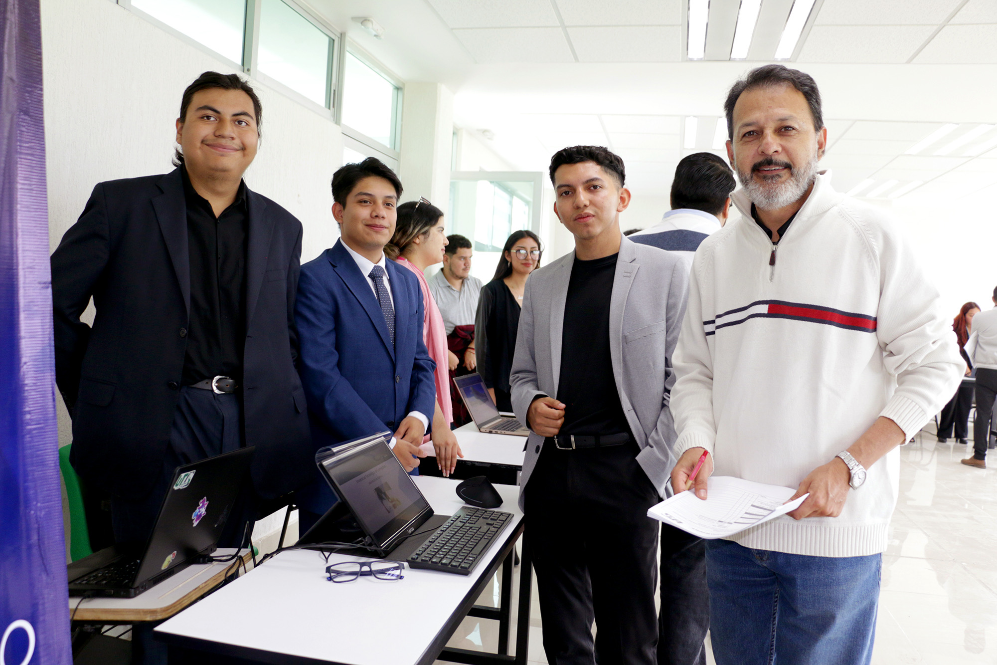 71_273_45100_1376583300_IMG_7785