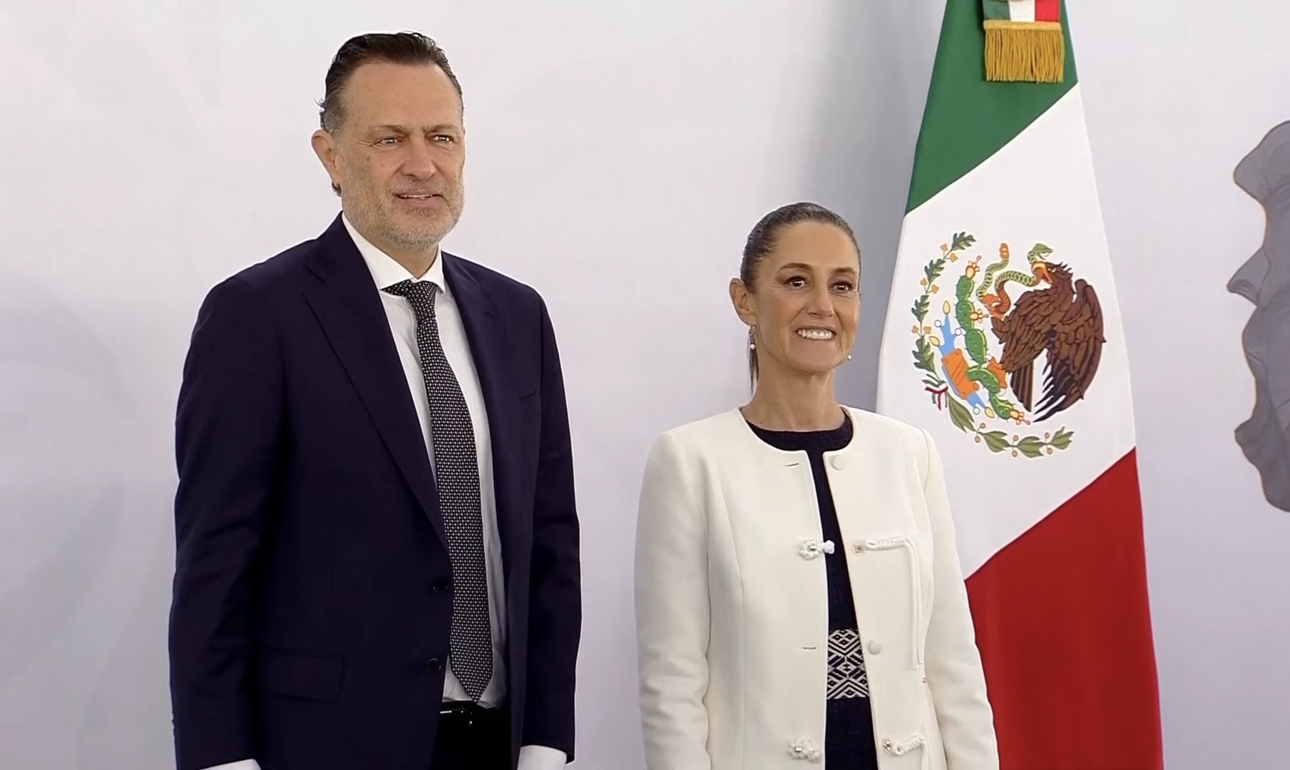 Screenshot_20250205_090037_YouTube