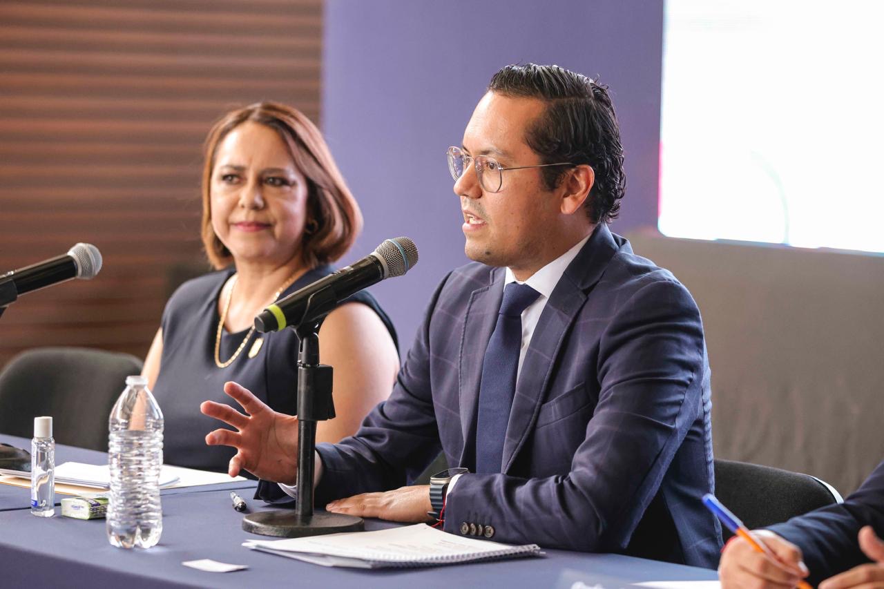 c8f32204-2216-440b-b5dd-6d017941bfaf