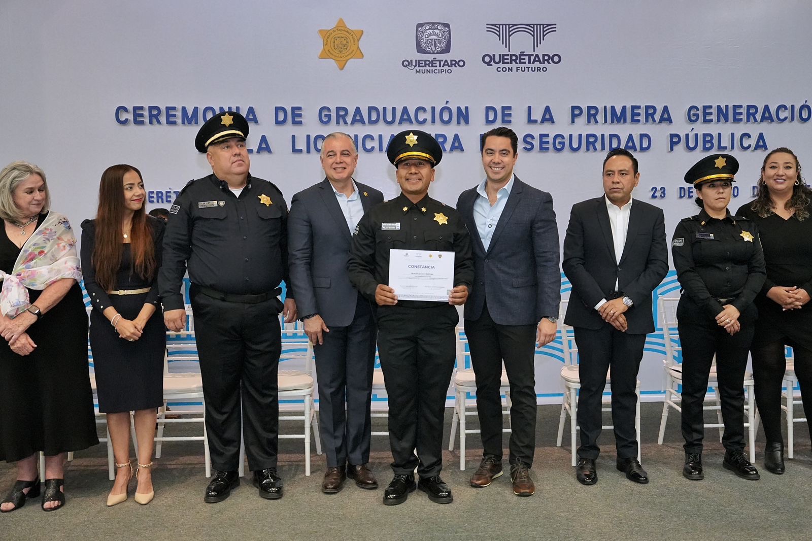 ee4a3d17-7774-462c-b69b-98e794bd7c5d