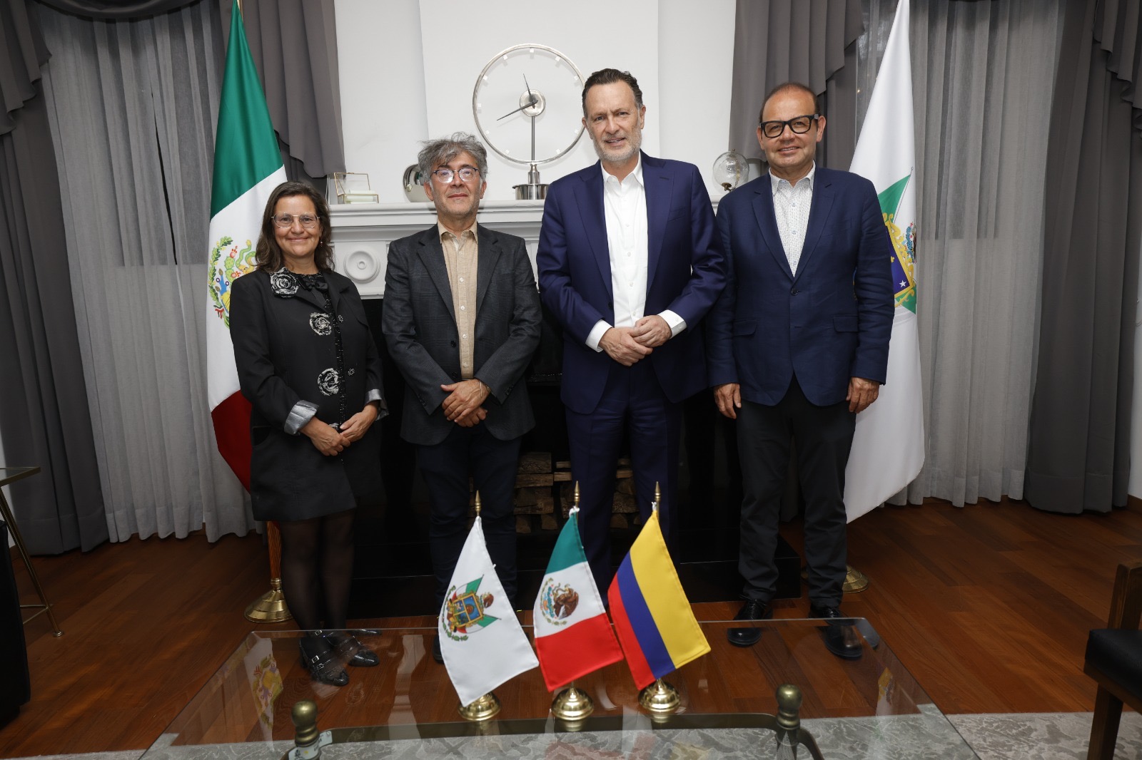 f60a8154-1172-4cbc-9c75-5fa18cf38723