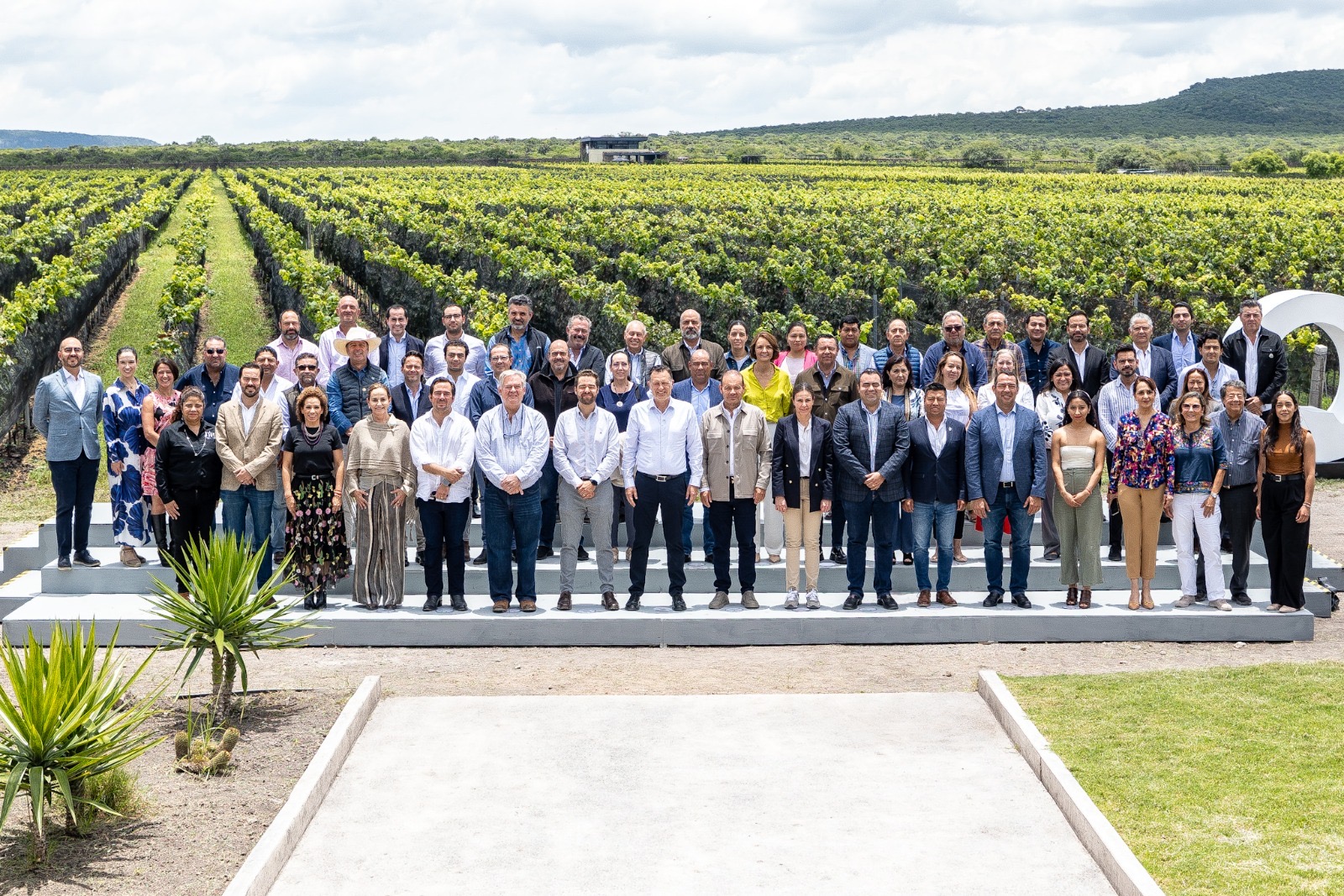 04dc2b7c-6071-4926-bbf3-21df9bcd4b5f