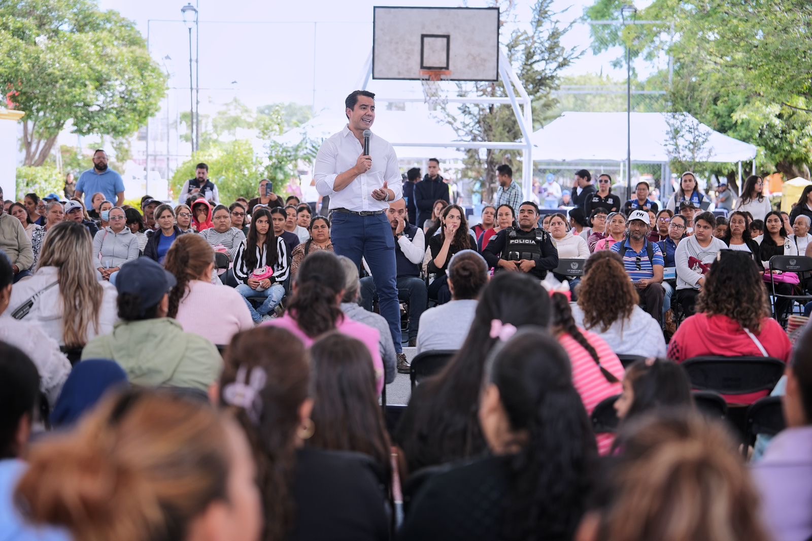 2a83b7ba-c6b6-424b-a410-273e85834b75