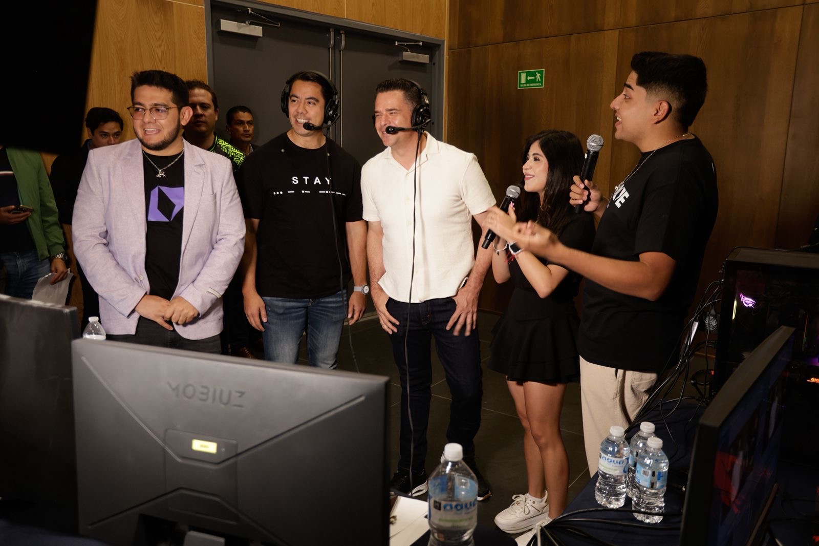 698c111d-a164-4d75-907d-e65052e6bdd9