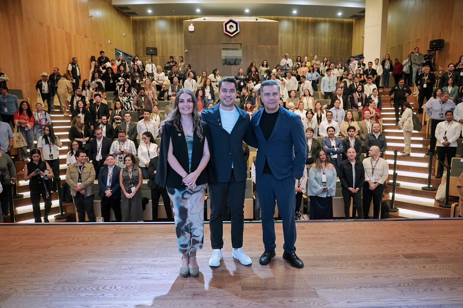 7e5365c3-e3fd-4476-9429-343a6c2c1a98