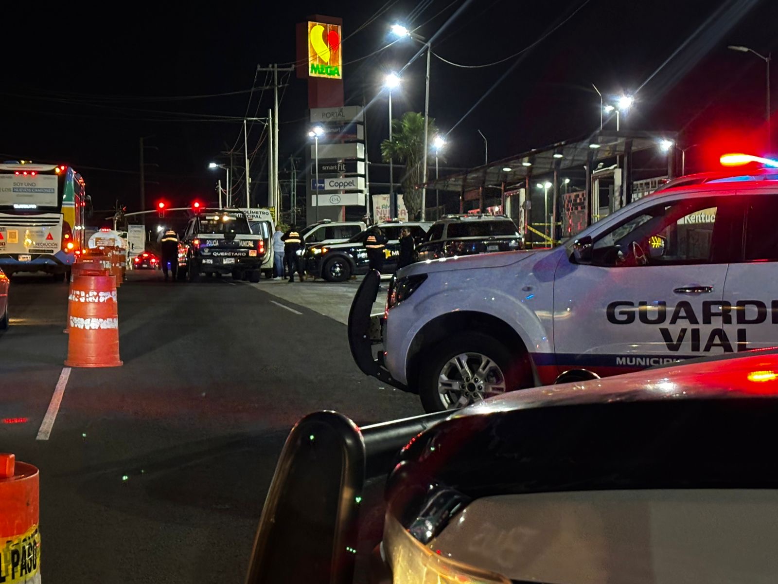 d26b1ae5-4c01-469a-9a63-5570c6f83a74