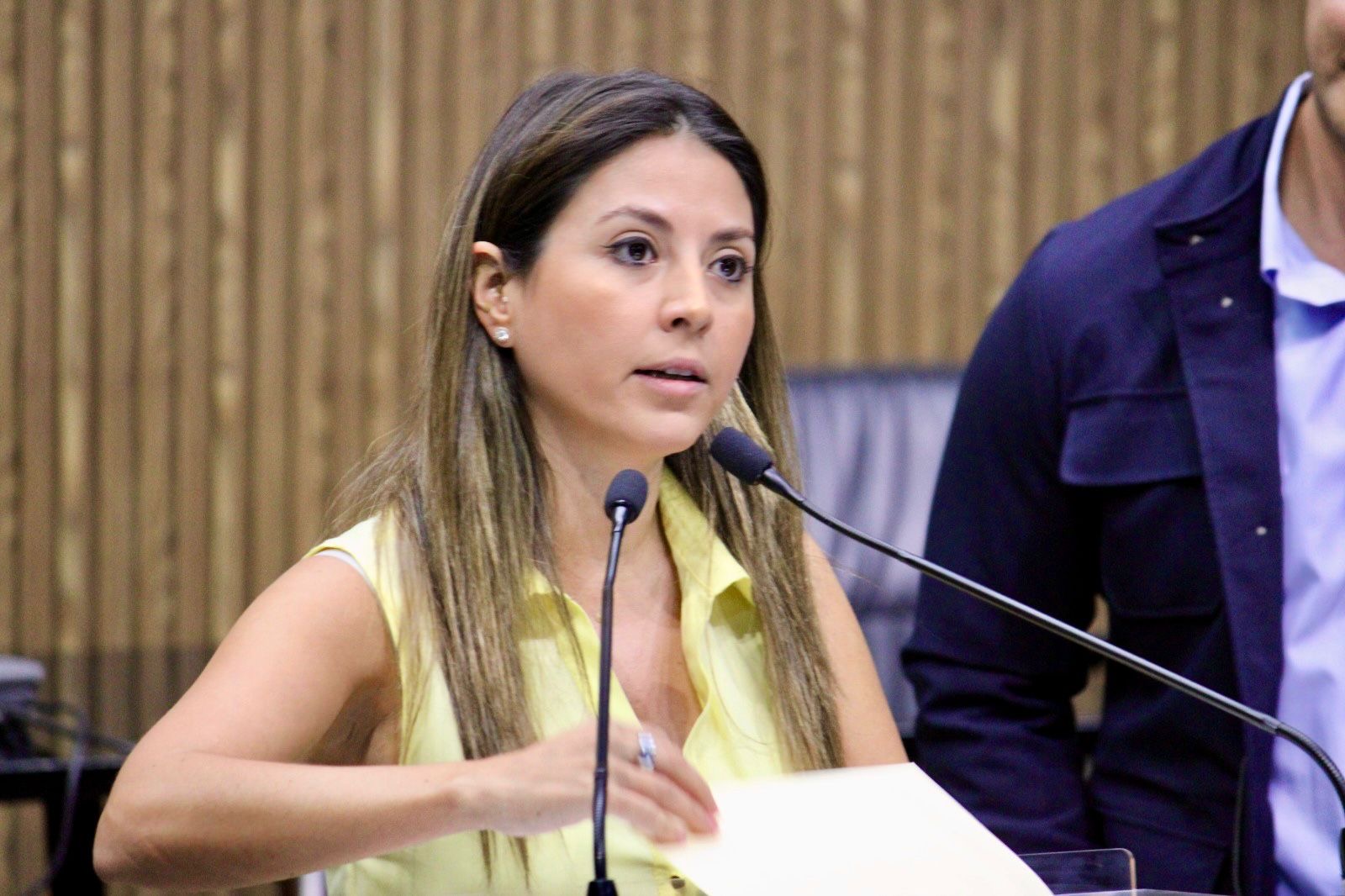 e872bb82-b91d-41d9-9282-4d4d6485d853