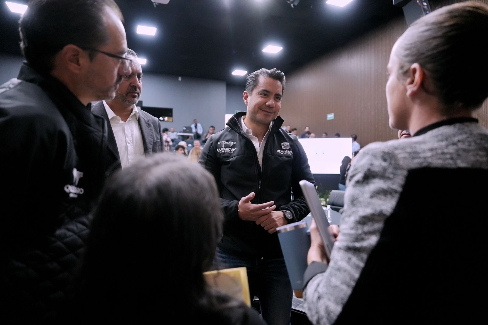 2faa4471-048f-4794-9a24-16c7879a1cb0