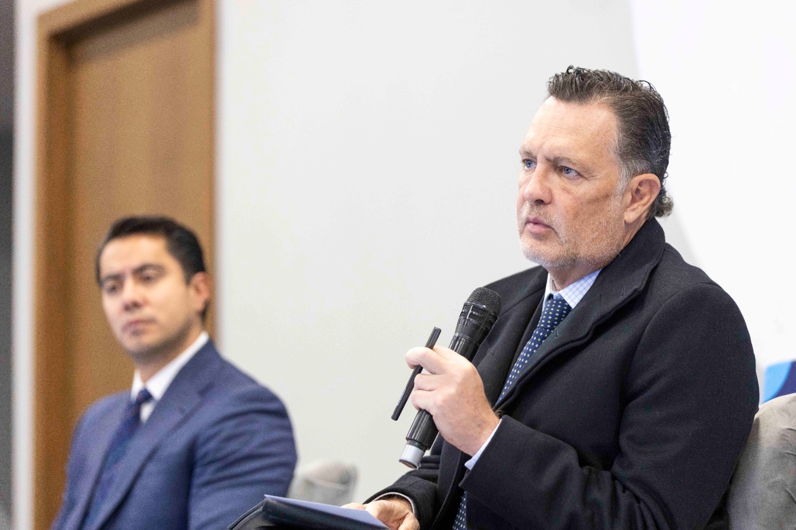 6b3f816b-66c8-4798-9192-70ff39c7b69d