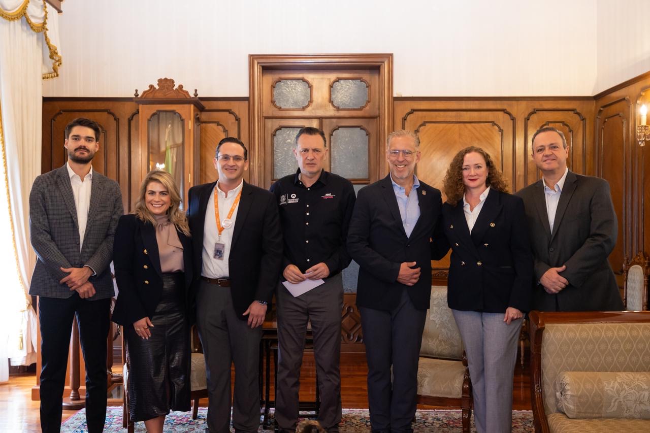 fcfb838b-b762-4c34-841e-f1b547445c1e