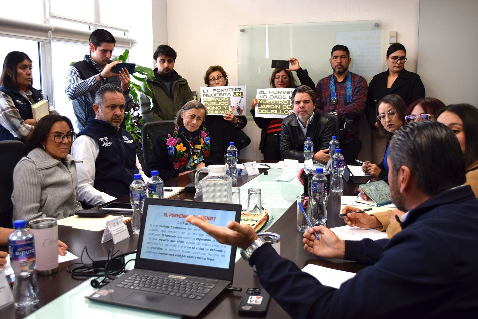 c8e4550d-1c74-4ae2-a594-e9147a205db7