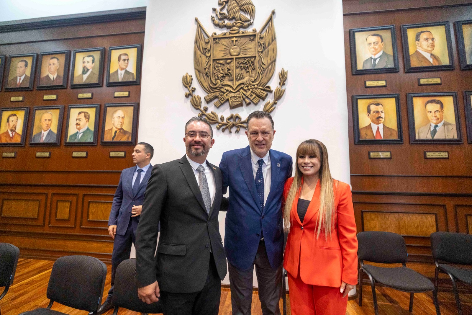 cf2de365-9334-468b-9e94-e195e7b3bd59