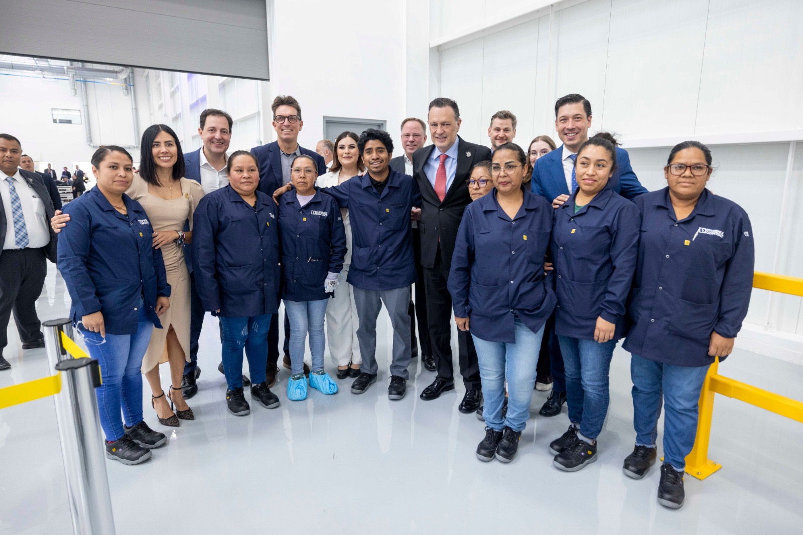 ea3873ac-b7b7-4aa3-b1a3-b946d945d835