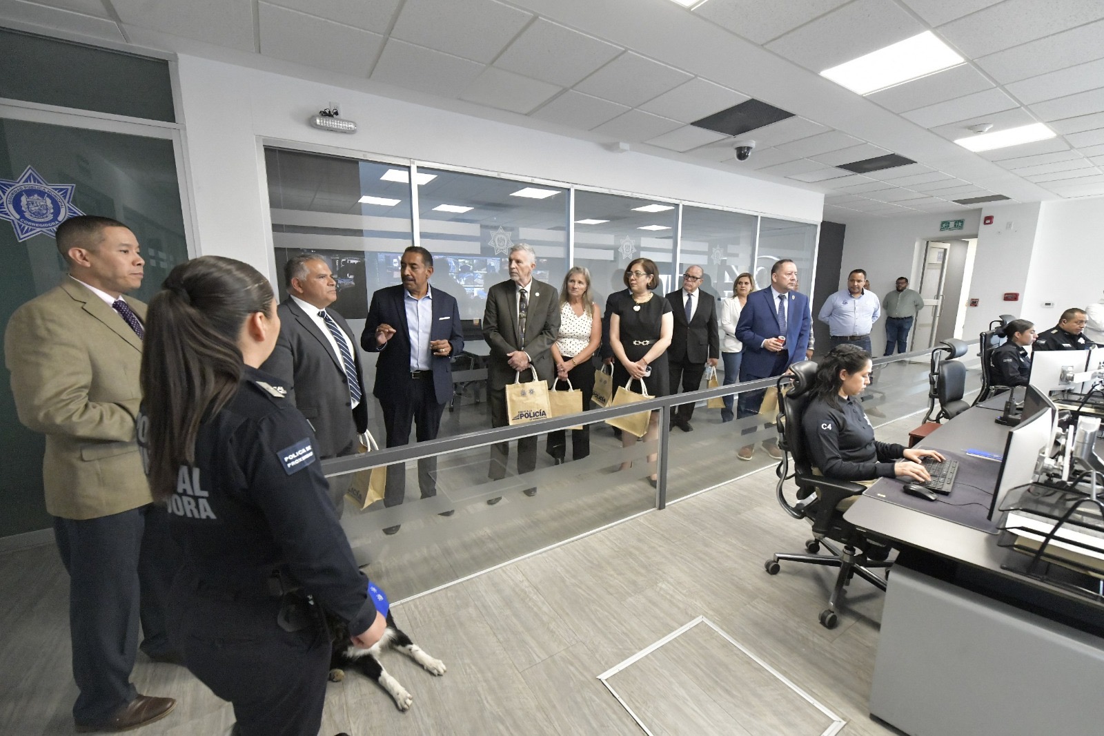 283844a1-f3bb-4e93-8edc-b271ab6f33d8