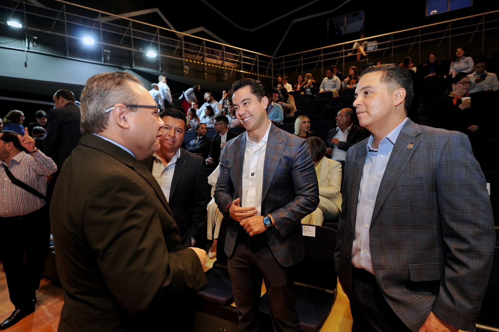 e502749b-c152-45f4-adb9-c5b60d40d8ec