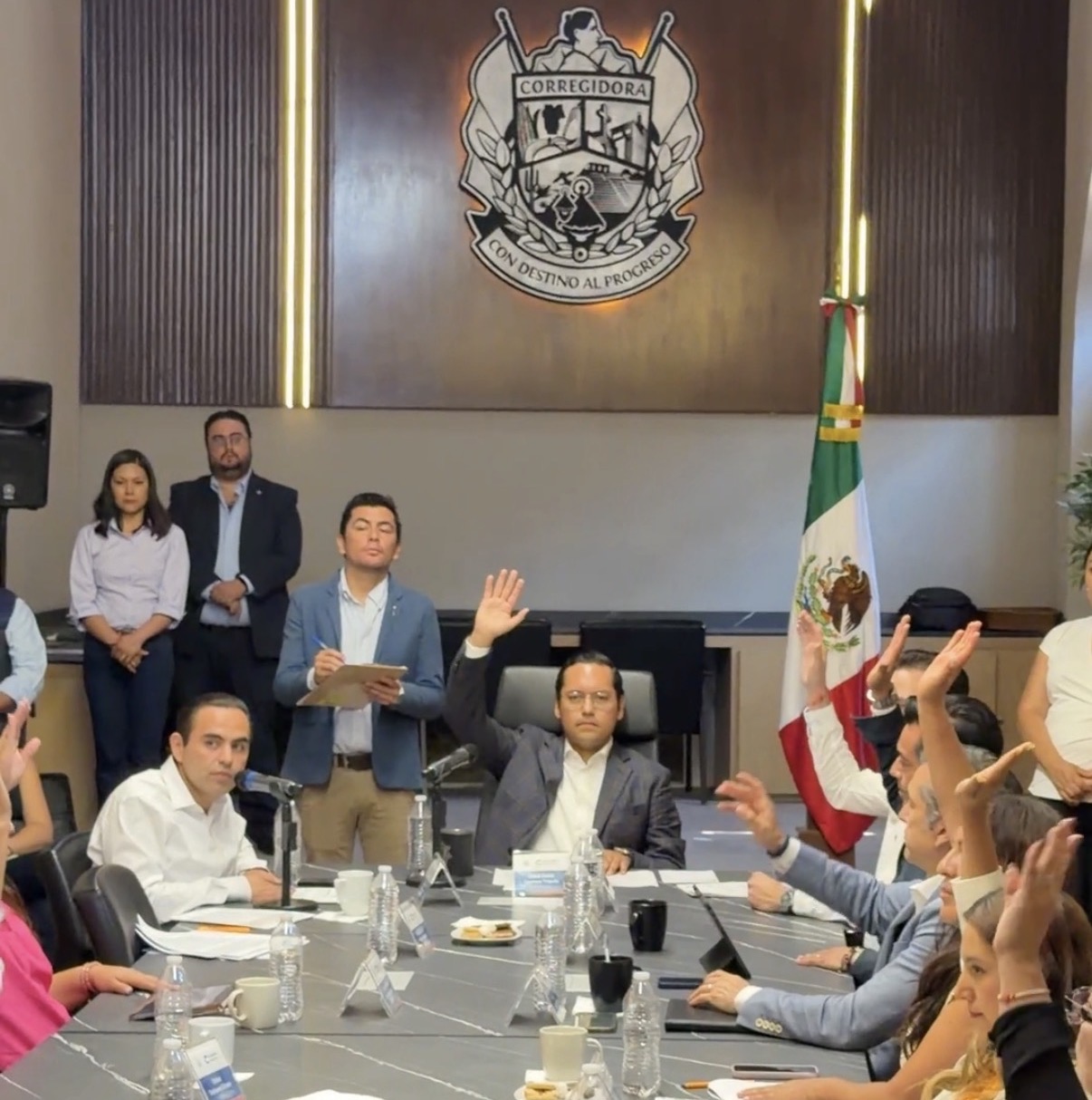 Cabildo de Corregidora aprueba por unanimidad suspender la concesión del tiradero municipal