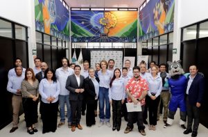 Inaugura López Birlain el mural Convergencia en la UTC