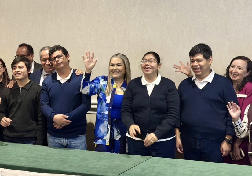 Firma USEBEQ convenio con Holiday Inn para dar empleo a estudiantes con discapacidad