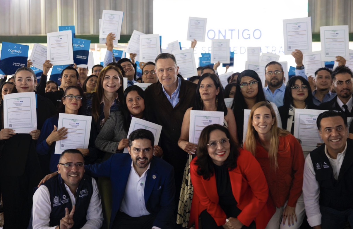 Con estrategia “Nadie se Quede Atrás”, 100 adultos concluyen el bachillerato en Querétaro