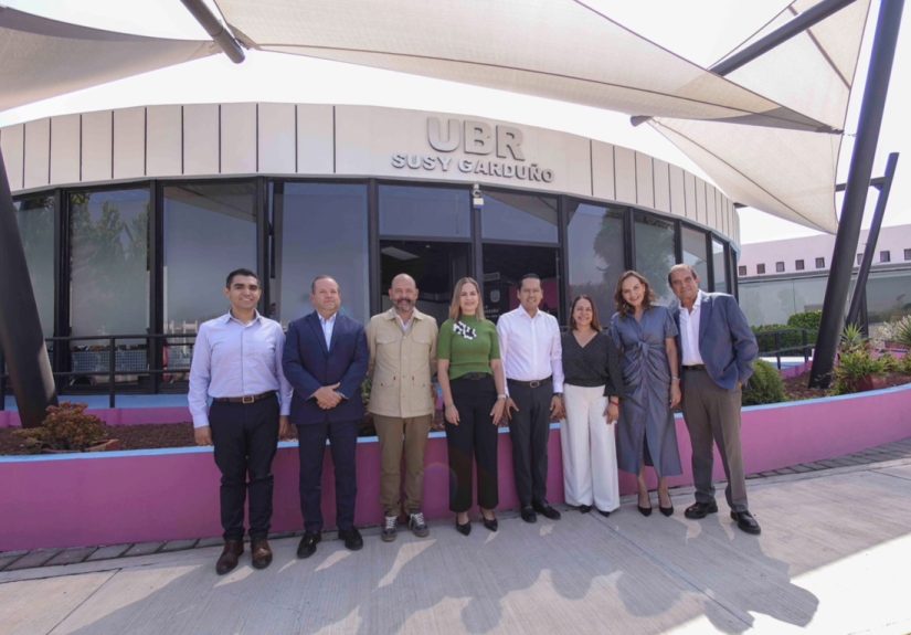 Car Herrera y Chepe Guerrero entregan la remodelación de la Unidad Básica de Rehabilitación “Susy Garduño”