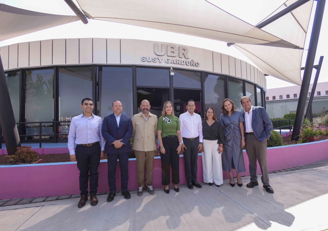Car Herrera y Chepe Guerrero entregan la remodelación de la Unidad Básica de Rehabilitación “Susy Garduño”
