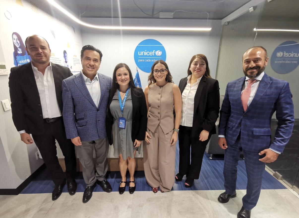 Presenta Luis Nava ante UNICEF el programa Contigo y tu Bebé