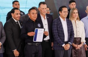 Se suman nueve policías más a la Secretaría de Seguridad Pública Municipal de Corregidora; el alcalde Chepe Guerrero les dio la bienvenida