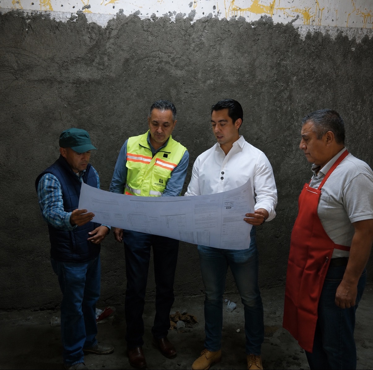Inician obras de rehabilitación integral en el Mercado Escobedo; renovarán drenaje, agua potable y sanitarios