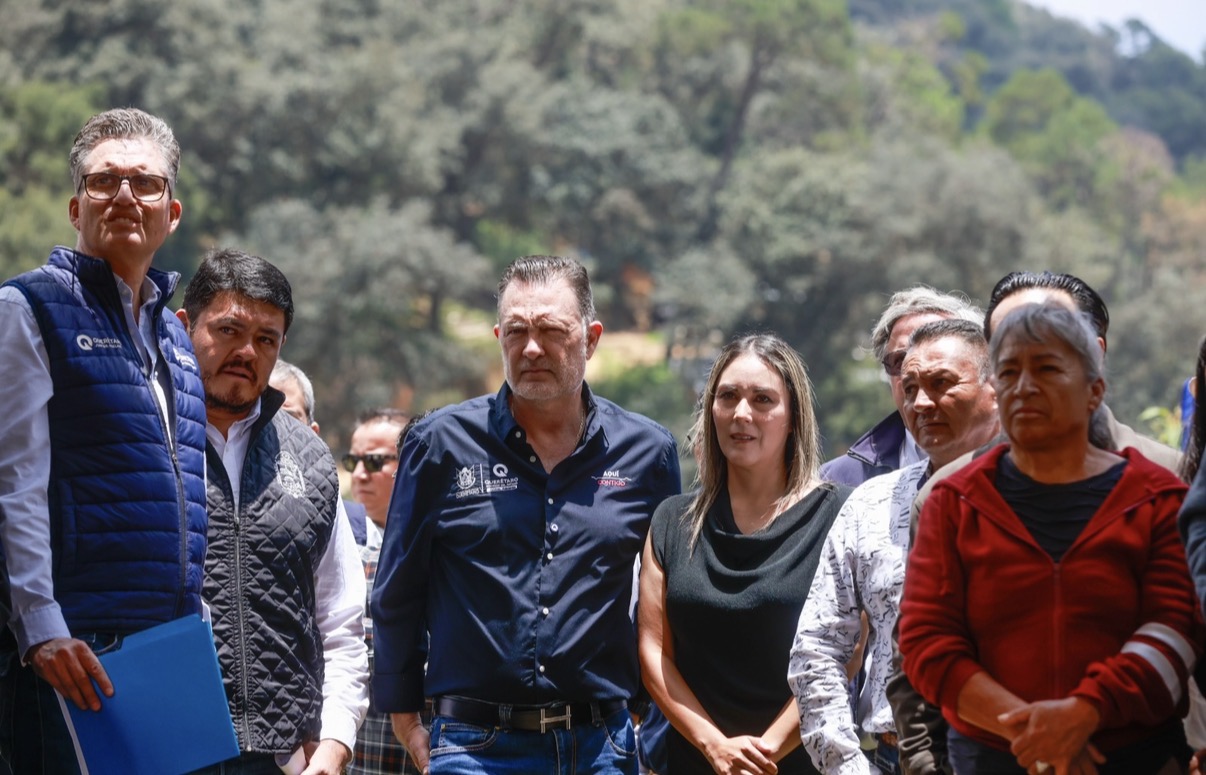 Entrega Mauricio Kuri sistema de abastecimiento de agua Taxhido- Deconí