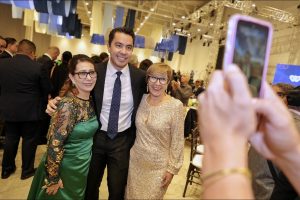 Celebra Felifer Macías a los adultos mayores en el Tradicional Baile del Recuerdo