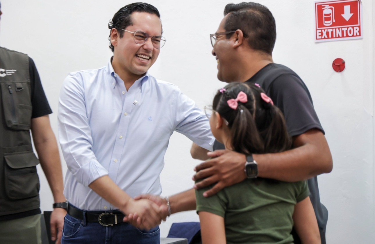 Chepe Guerrero se suma a la convivencia entre padres e hijas en el taller “Manos de Papá”