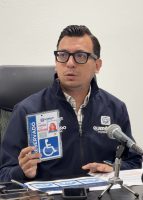 Tarjetón para personas con discapacidad es válido en todo Querétaro; falsificarlo o no respetar los lugares exclusivos puede costar más de 10 mil pesos