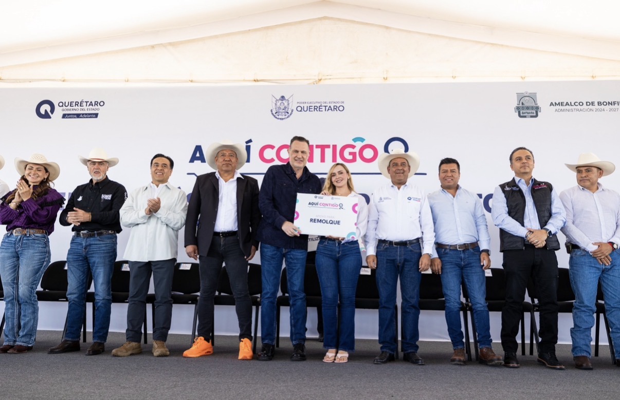 Entrega Mauricio Kuri 24.4 mdp en maquinaria, equipo, capacitación y fertilizantes al campo queretano