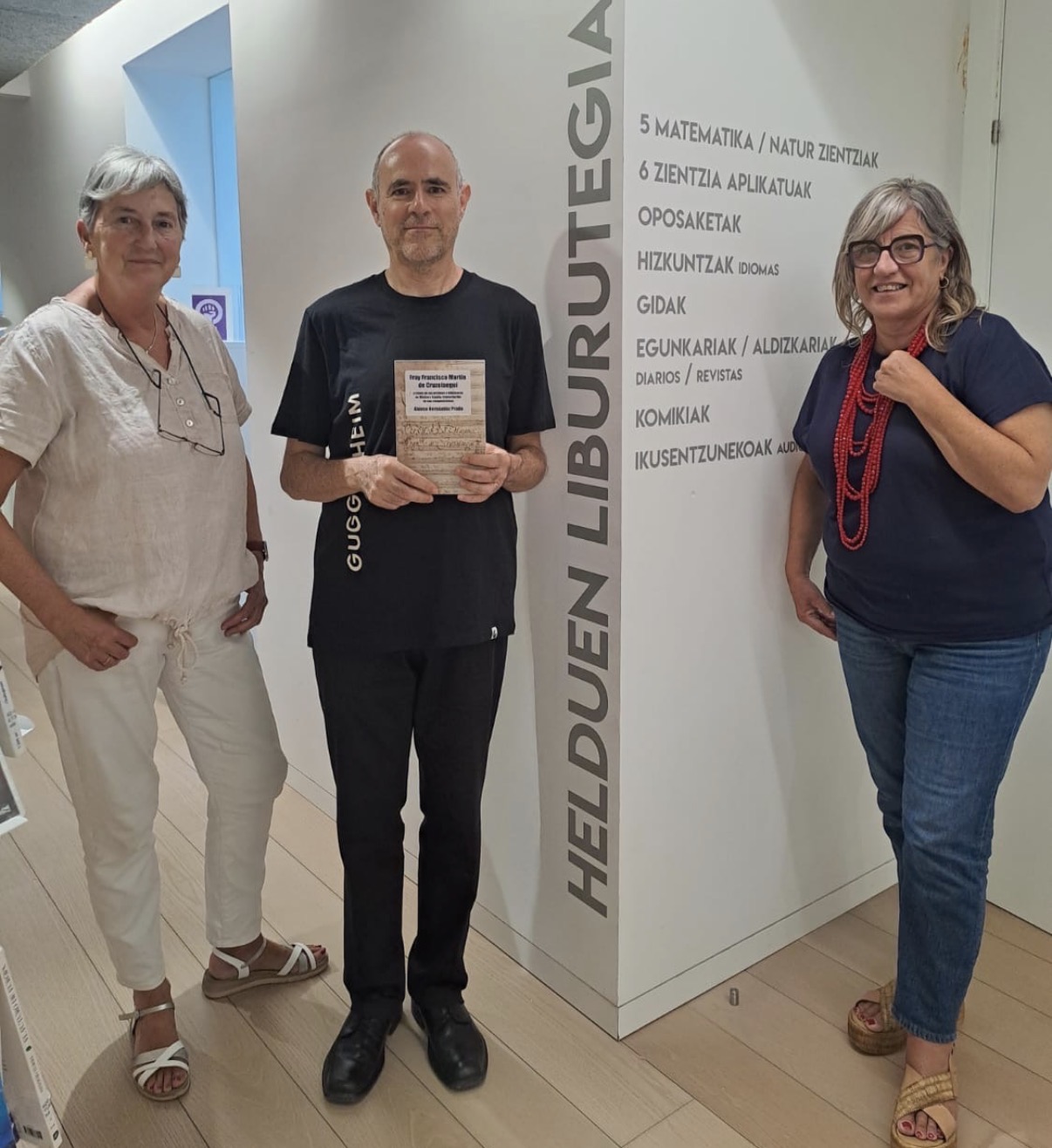 Con apoyo de la SECULT, musicólogo queretano presenta su libro en España