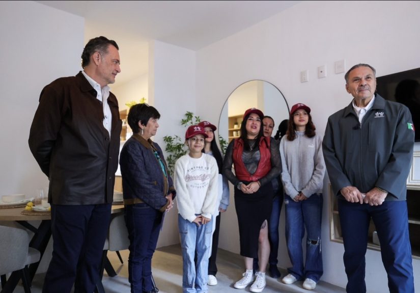 Entregan 117 viviendas del Bienestar en San Juan del Río; Mauricio Kuri reconoció este proyecto
