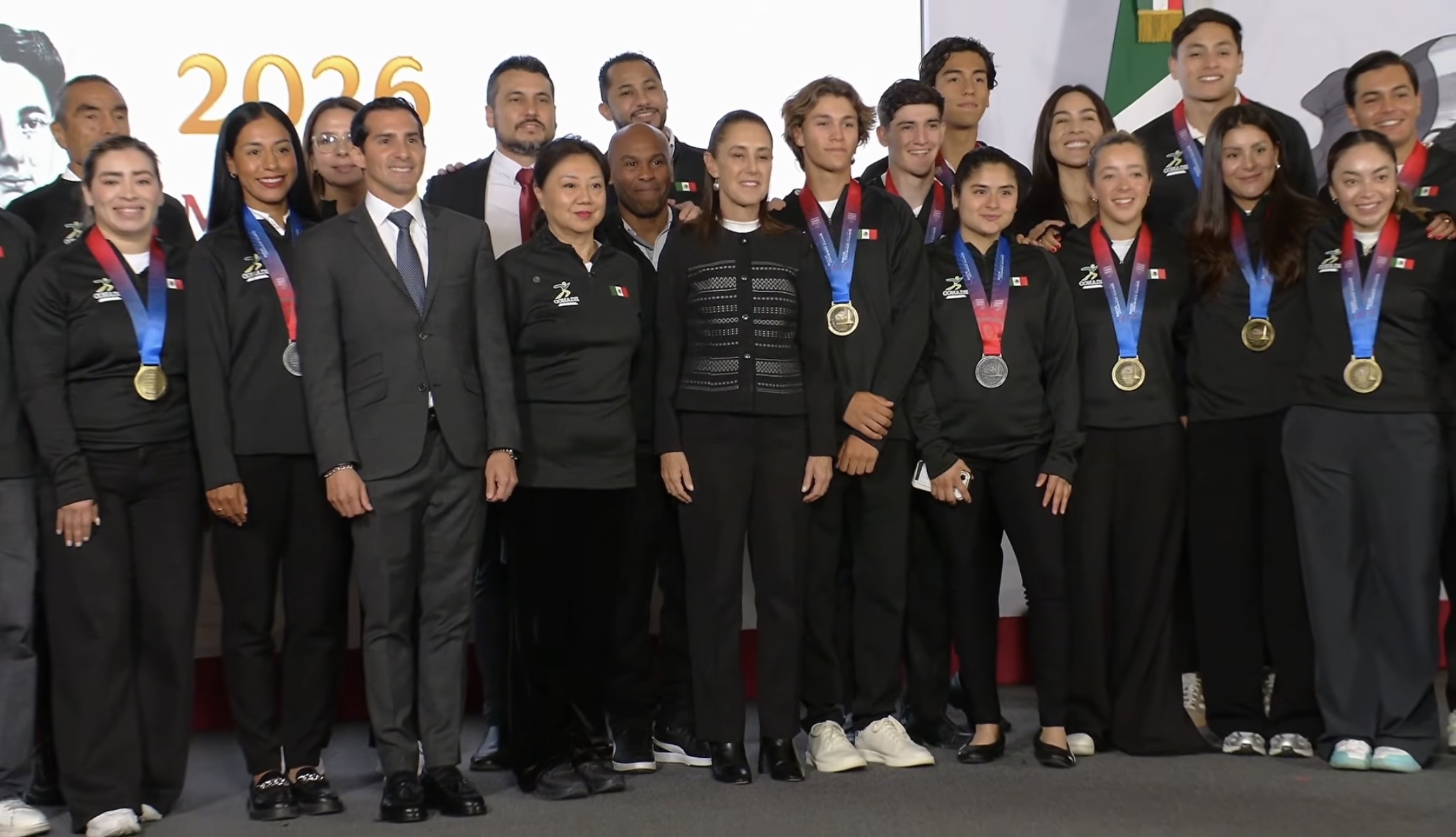 Reconoce Claudia Sheinbaum a atletas mexicanos tras histórica actuación en Juegos Centroamericanos