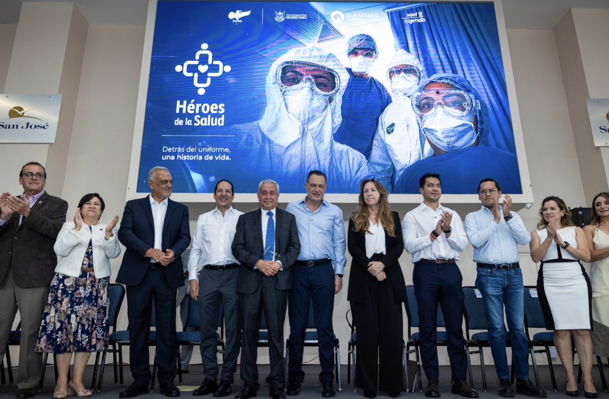 Encabeza Gobernador Homenaje a Héroes de la Salud de Querétaro