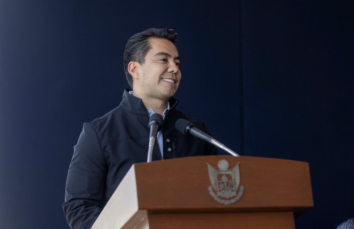 Querétaro es potencia en todos los indicadores porque aquí se le ha invertido a la educación: Felifer Macías.