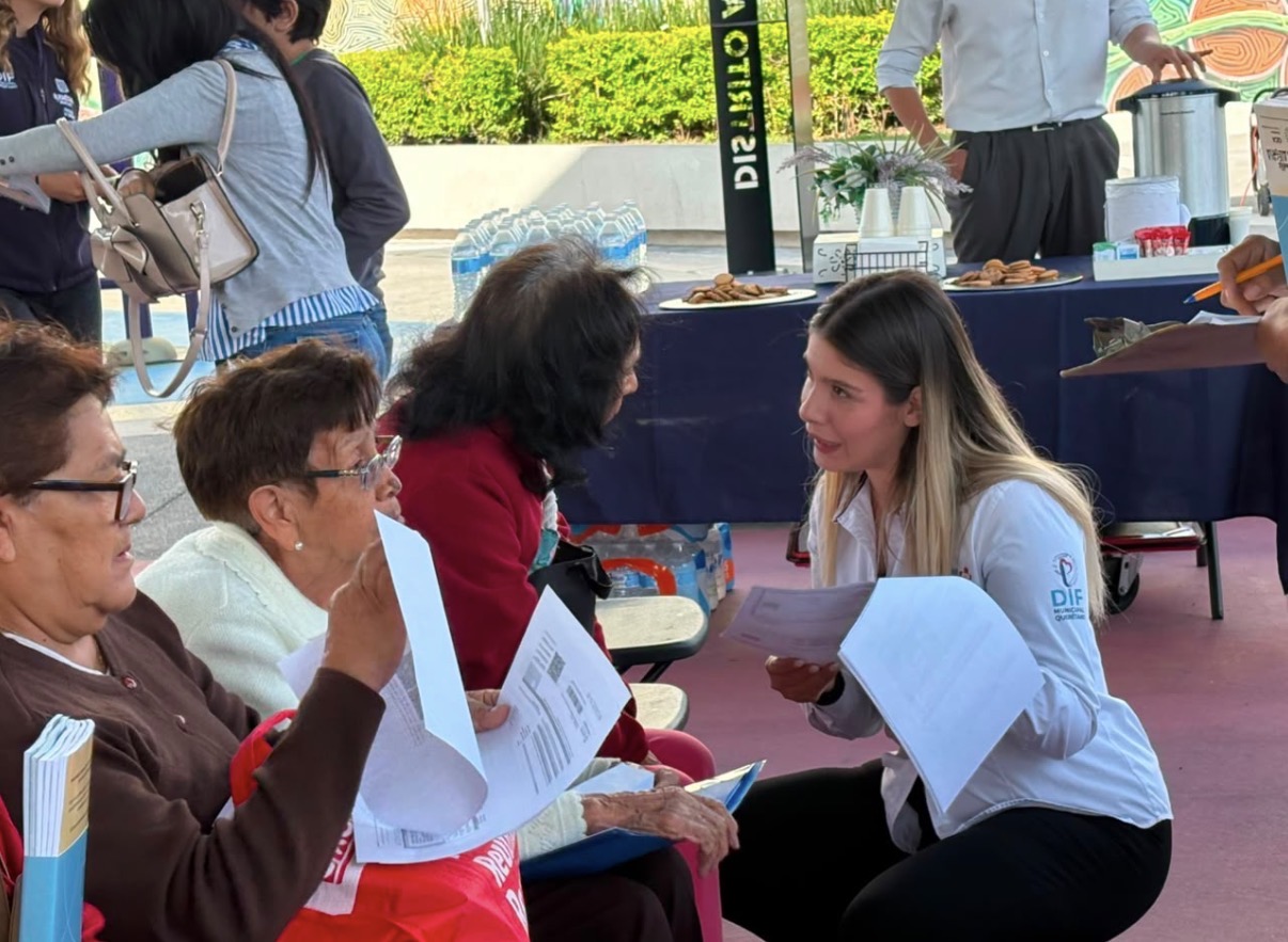 Municipio de Querétaro acerca servicios a ciudadanos del Centro Histórico durante Jornada Alcalde en Acción