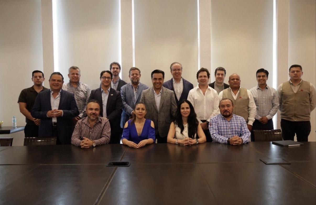 Fortalece Luis Nava coordinación entre Federación y municipios en materia de vivienda