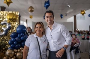 Reconoce Felifer Macías labor de sindicalizados municipales