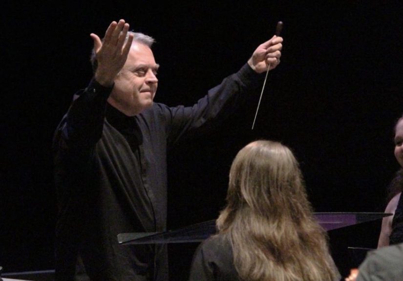 Reúne OFEQ en concierto a Beethoven, Mendelssohn y Schubert