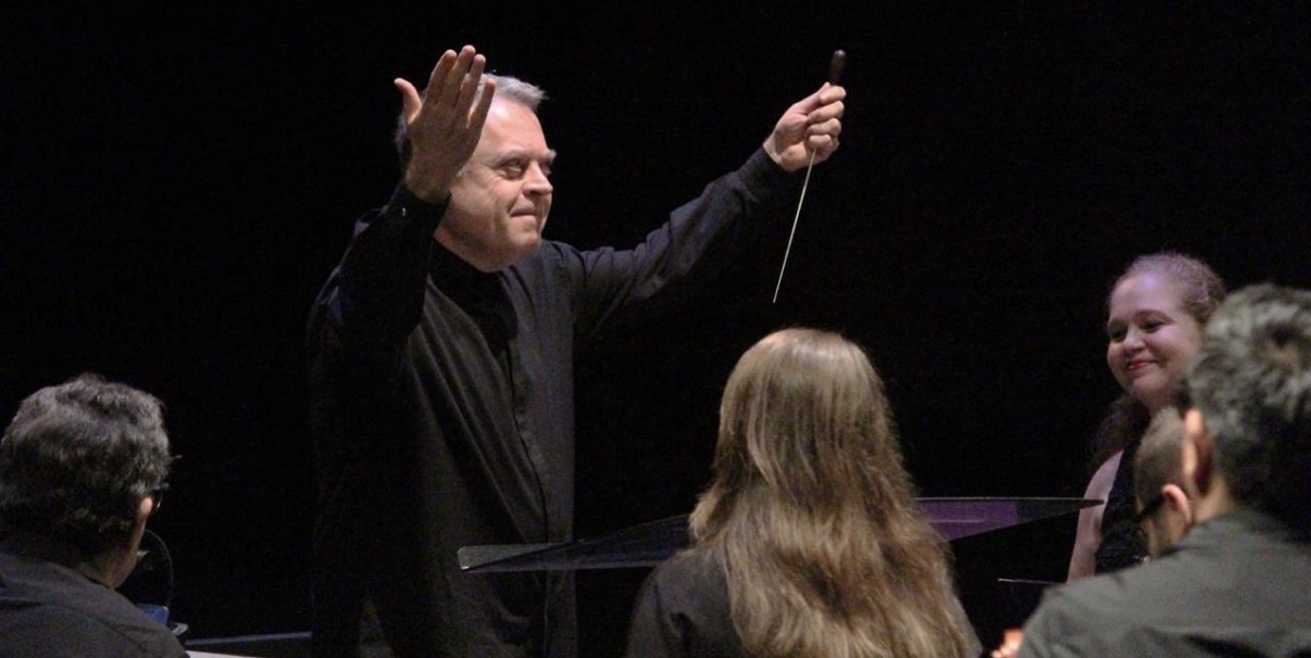 Reúne OFEQ en concierto a Beethoven, Mendelssohn y Schubert