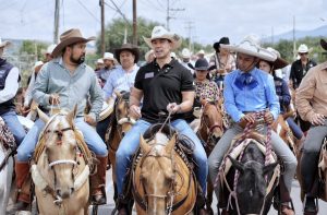 🚍 Transporte gratuito para 60 mil personas y 89 mdp en obras: Felifer Macías presenta resultados en Santa Rosa Jáuregui