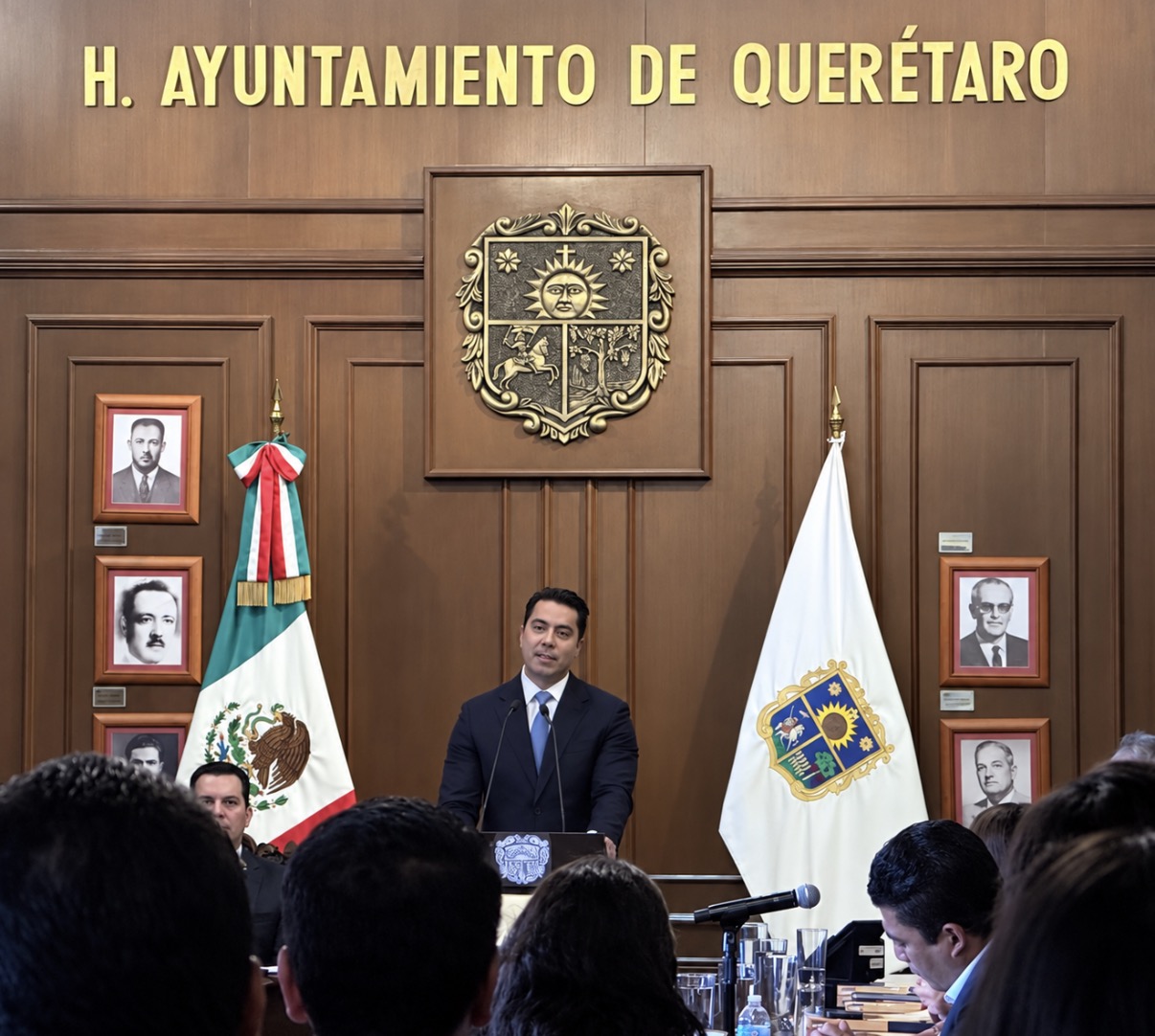 Somos la ciudad más competitiva y una de las más seguras del país: Felifer Macías, quien llamó a preservar la paz y la calidad de vida de Querétaro: “Que Querétaro siga siendo Querétaro”, al rendir su Segundo Informe de Gobierno