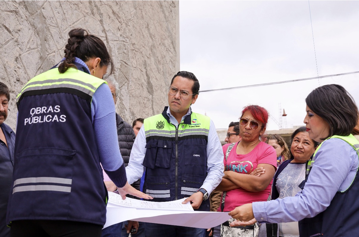 Chepe Guerrero supervisa construcción de nuevo parque en la colonia José María Truchuelo