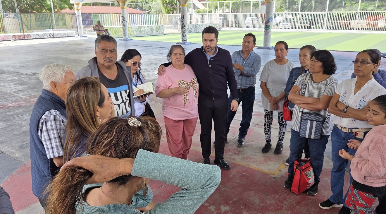 Agustín Dorantes regresa a Sauces y se compromete a gestionar más obras para la colonia