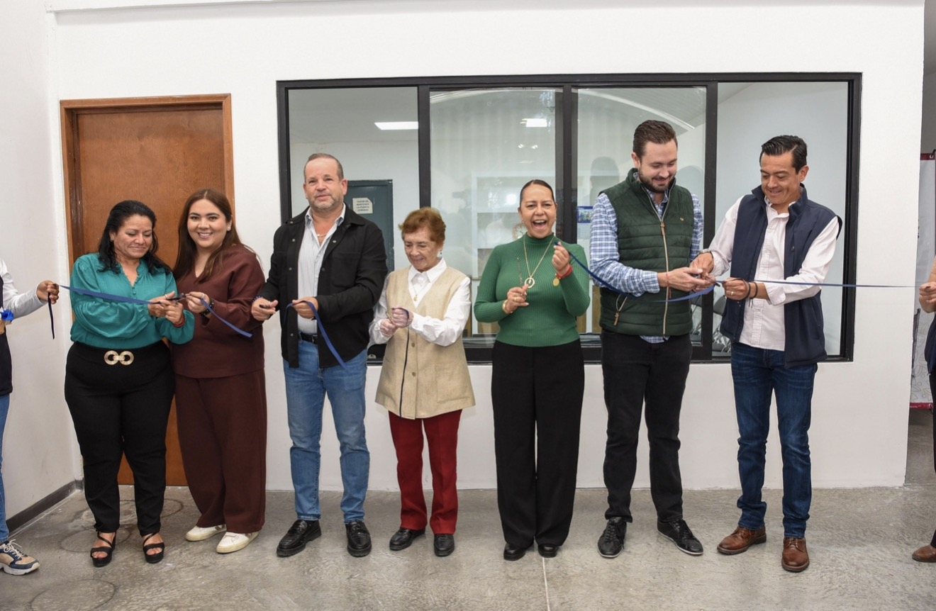 Gaby Trápala reinaugura instalaciones de convivencia para personas adultas mayores en Corregidora